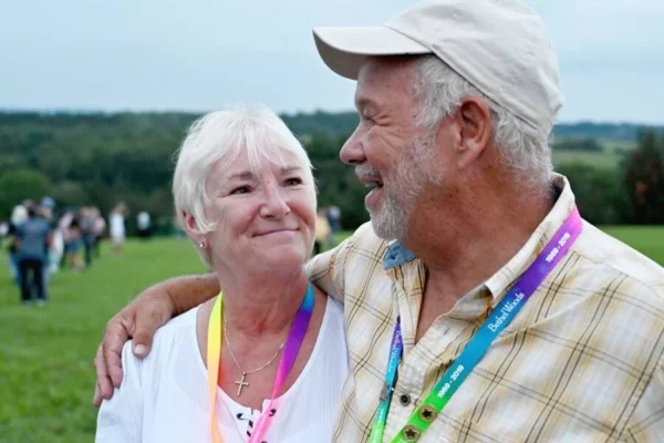 Meet the Iconic Couple from the Woodstock Album Co – Tymoff